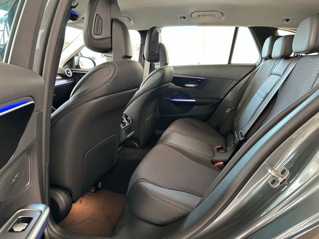 Mercedes-Benz C 220 2025