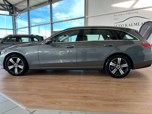 Mercedes-Benz C 220 2025