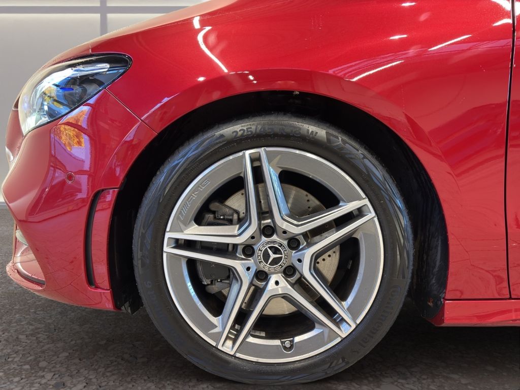 Mercedes-Benz B 220 2024