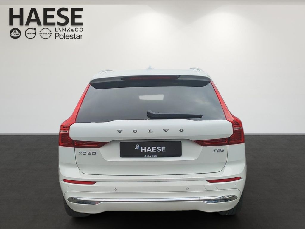 Volvo XC60 2025