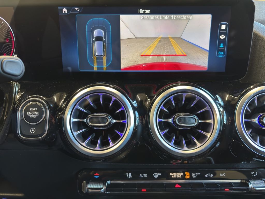 Mercedes-Benz B 220 2024