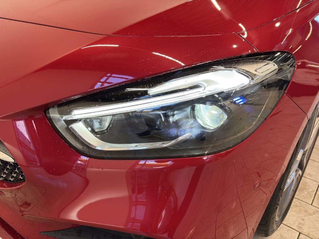 Mercedes-Benz B 220 2024