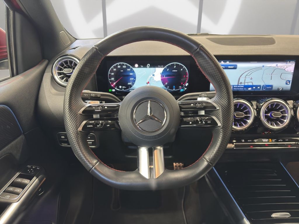 Mercedes-Benz B 220 2024