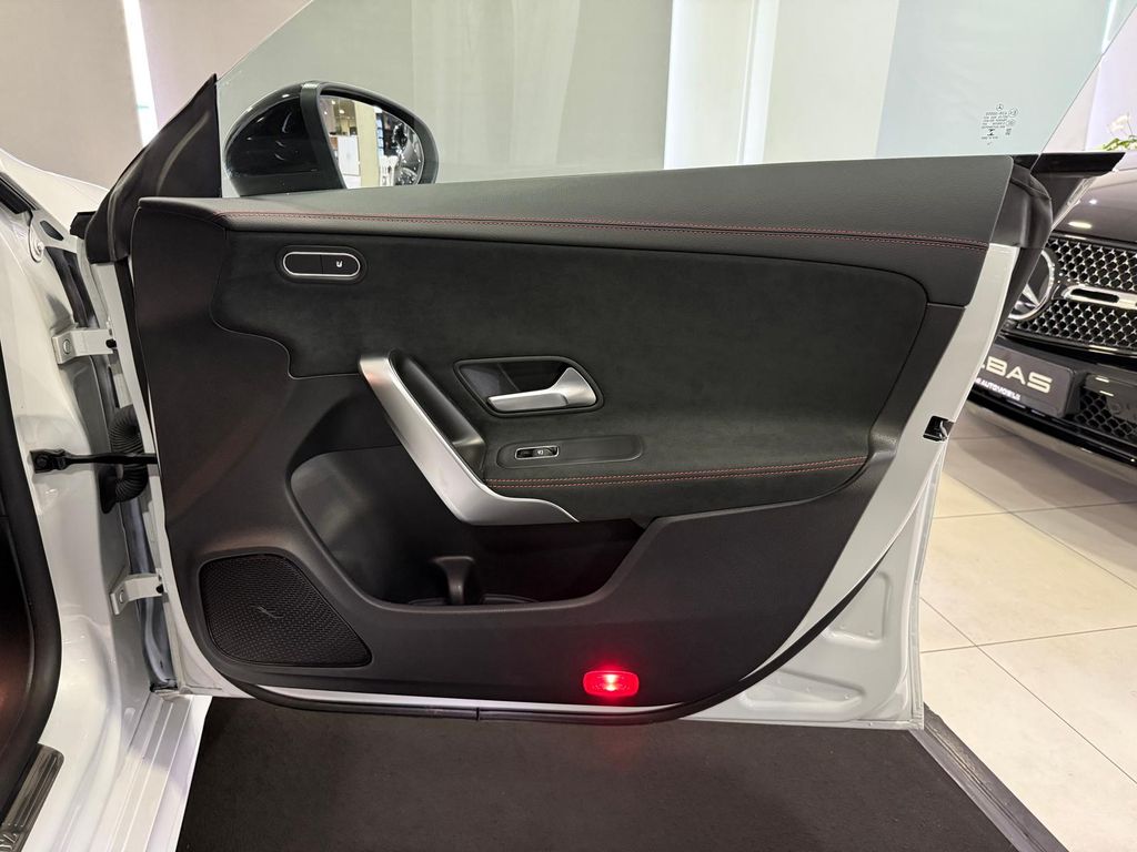 Mercedes-Benz CLA 250 2021
