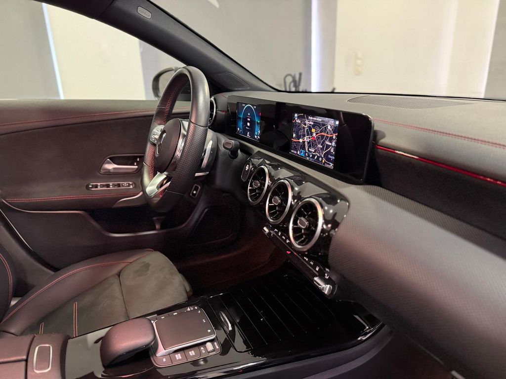 Mercedes-Benz CLA 250 2021
