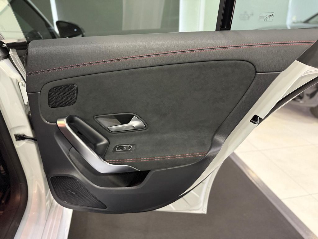 Mercedes-Benz CLA 250 2021