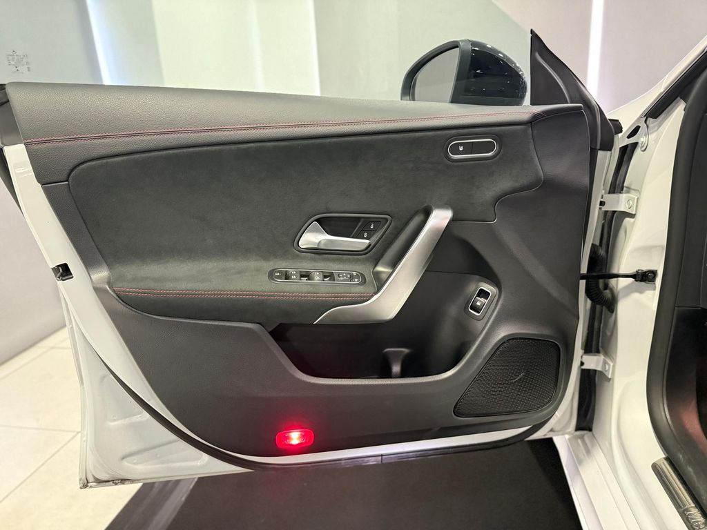 Mercedes-Benz CLA 250 2021