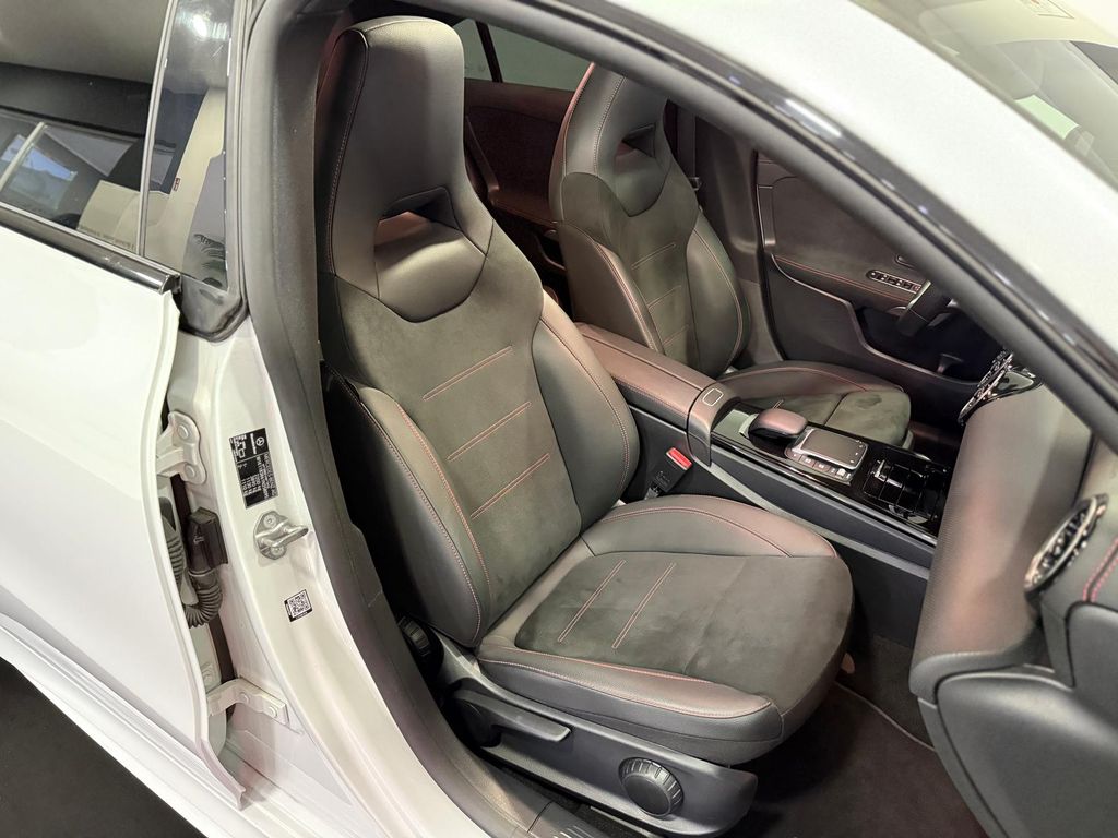 Mercedes-Benz CLA 250 2021