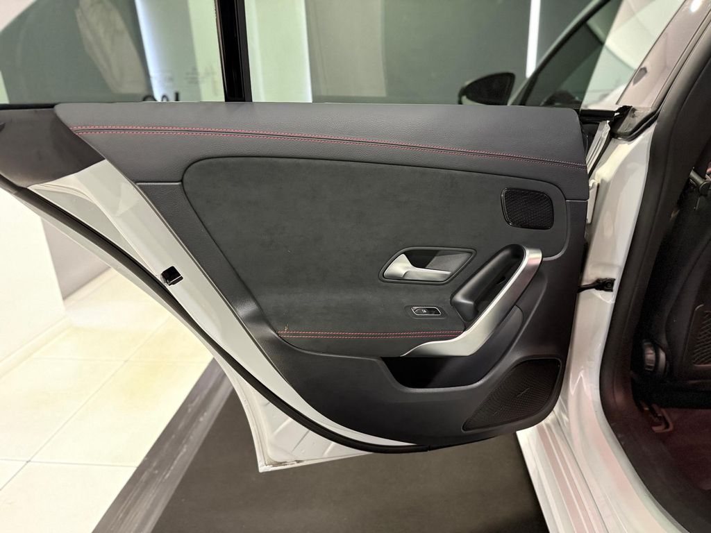 Mercedes-Benz CLA 250 2021
