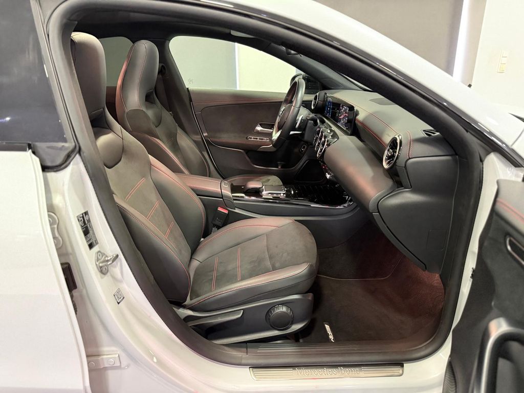 Mercedes-Benz CLA 250 2021