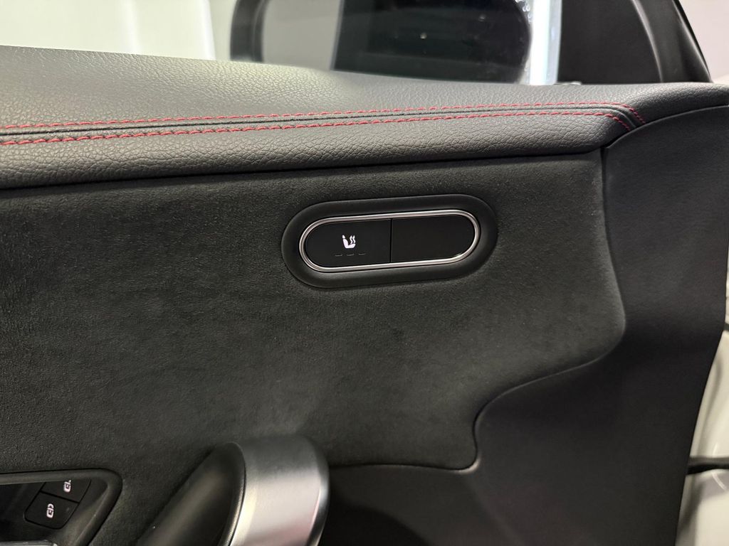 Mercedes-Benz CLA 250 2021