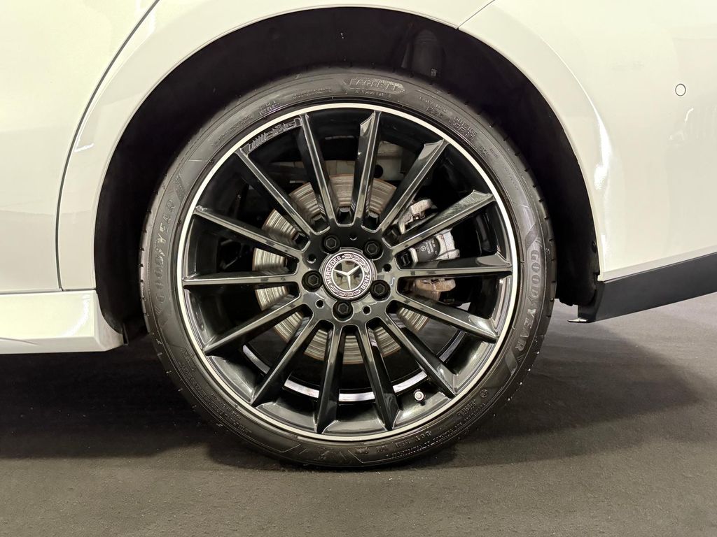 Mercedes-Benz CLA 250 2021