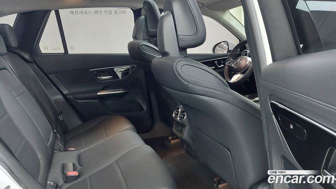 Mercedes-Benz GLC-Class 2024