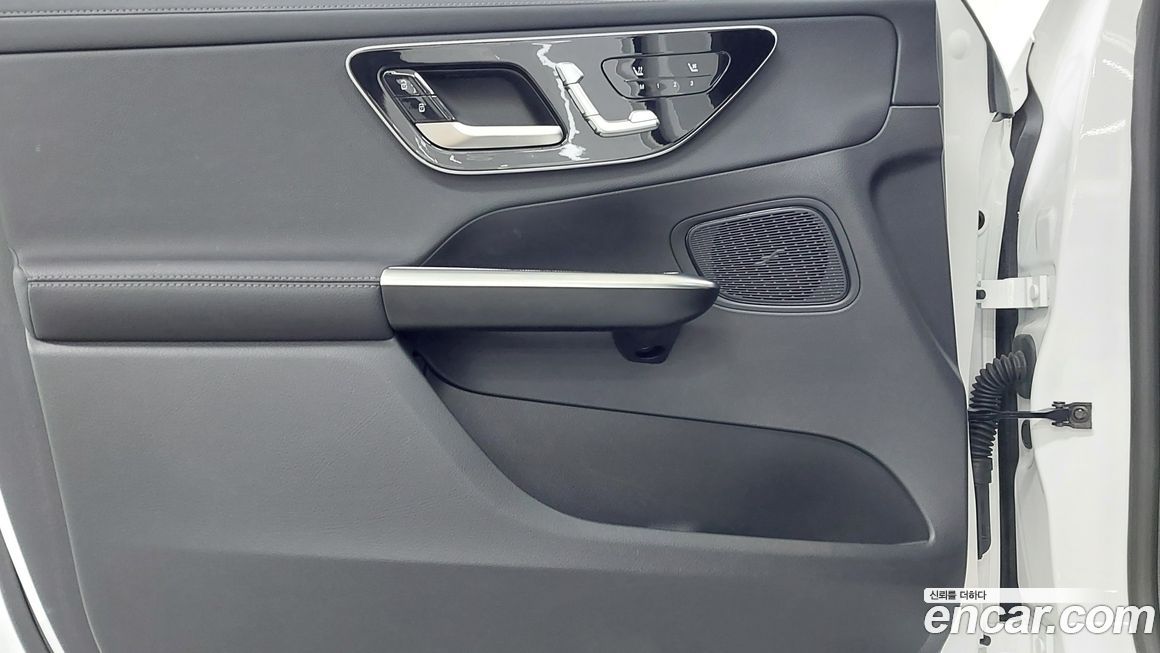 Mercedes-Benz GLC-Class 2024