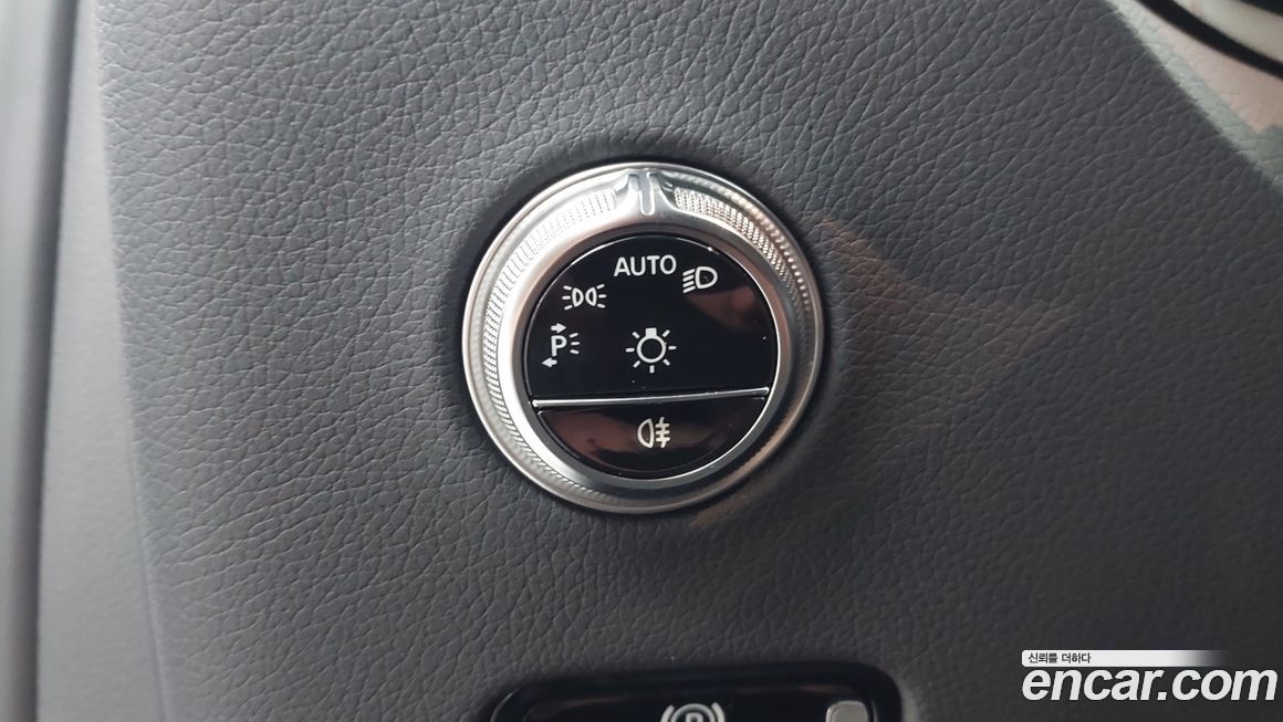 Mercedes-Benz GLC-Class 2024