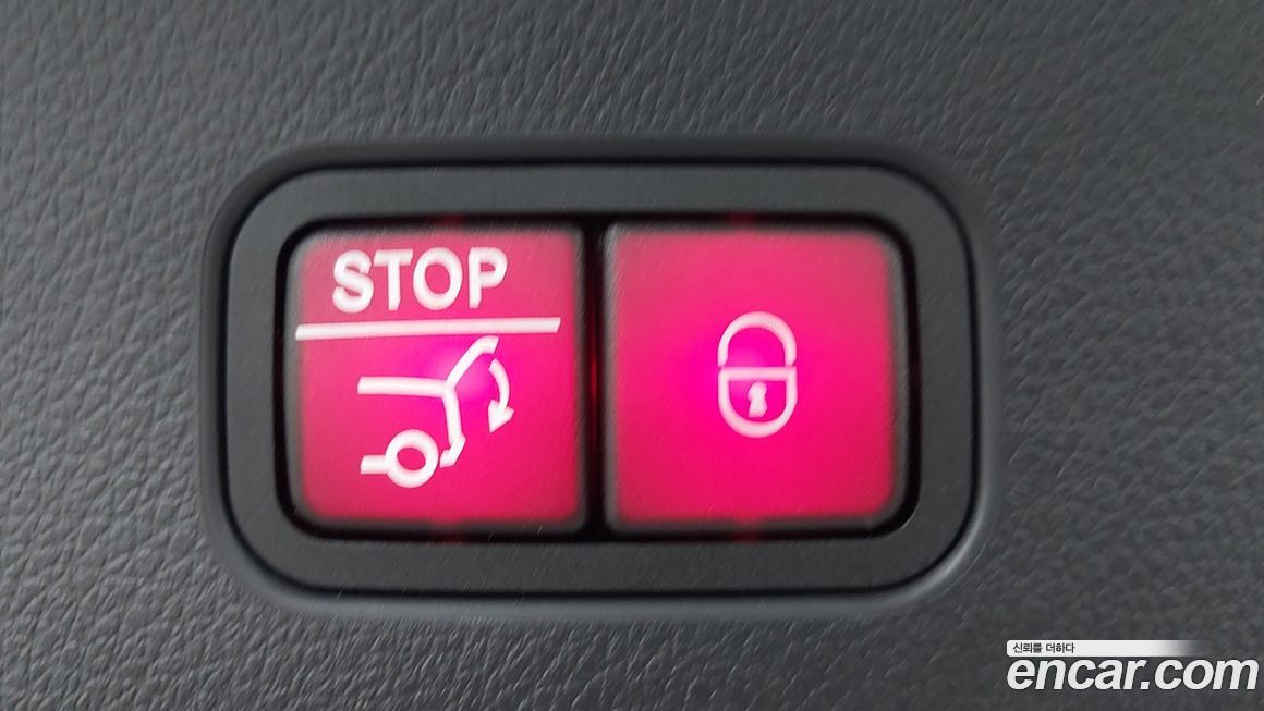 Mercedes-Benz GLC-Class 2024