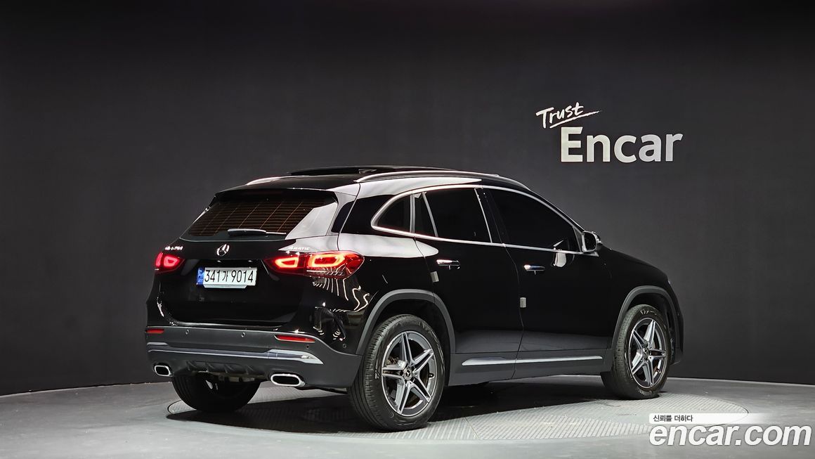 Mercedes-Benz GLA-Class 2023