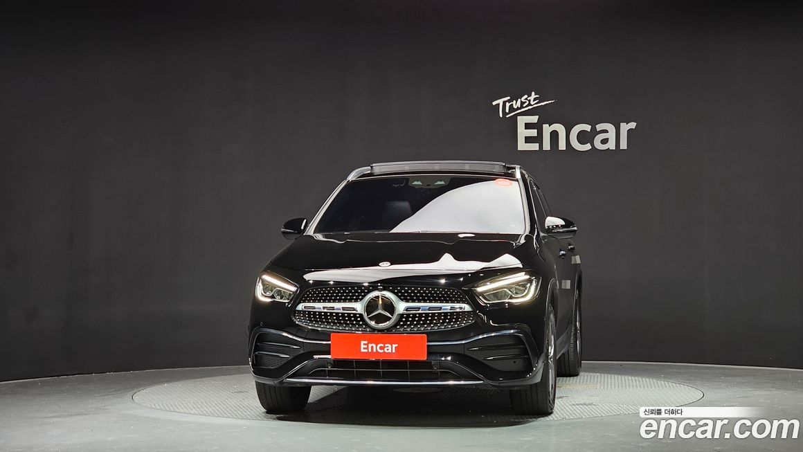 Mercedes-Benz GLA-Class 2023