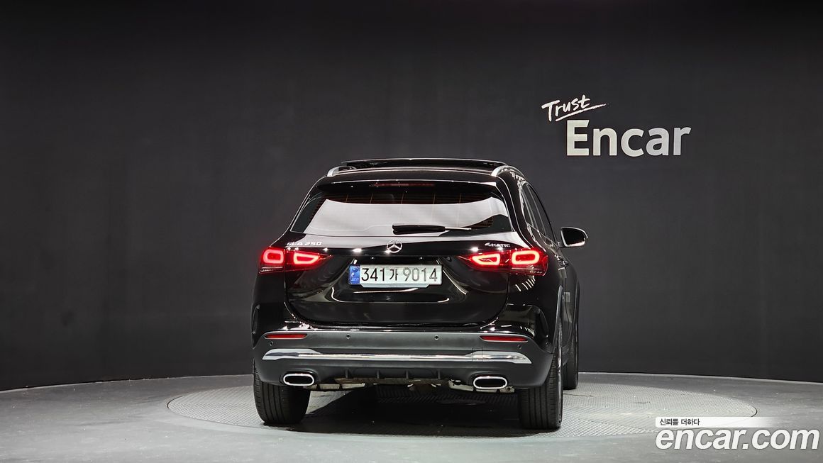 Mercedes-Benz GLA-Class 2023