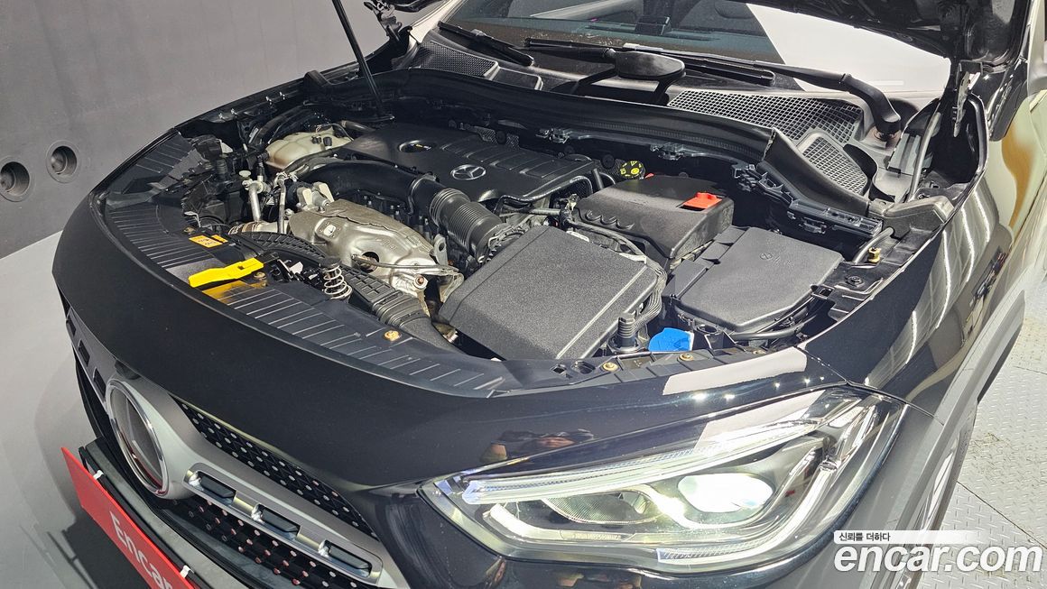 Mercedes-Benz GLA-Class 2023