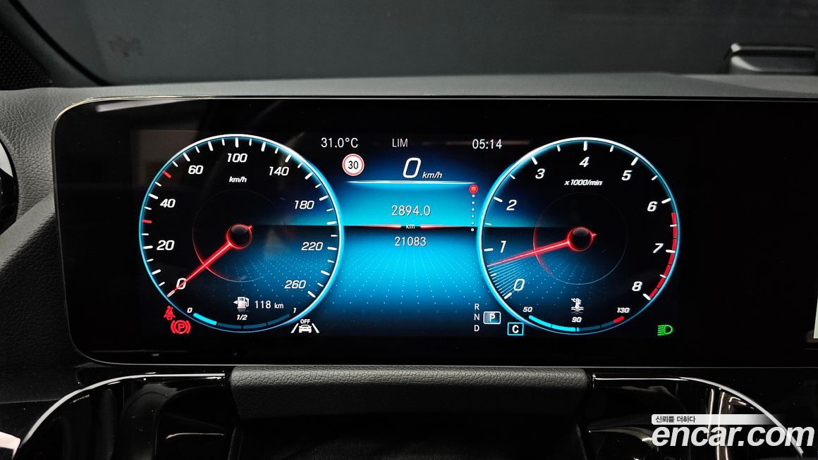 Mercedes-Benz GLA-Class 2023