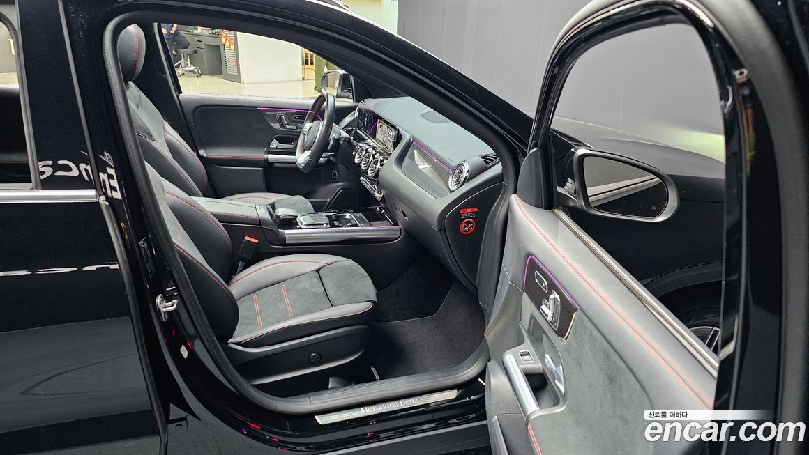 Mercedes-Benz GLA-Class 2023