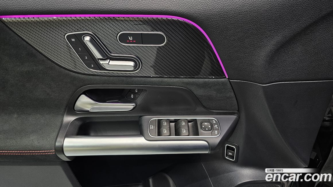 Mercedes-Benz GLA-Class 2023