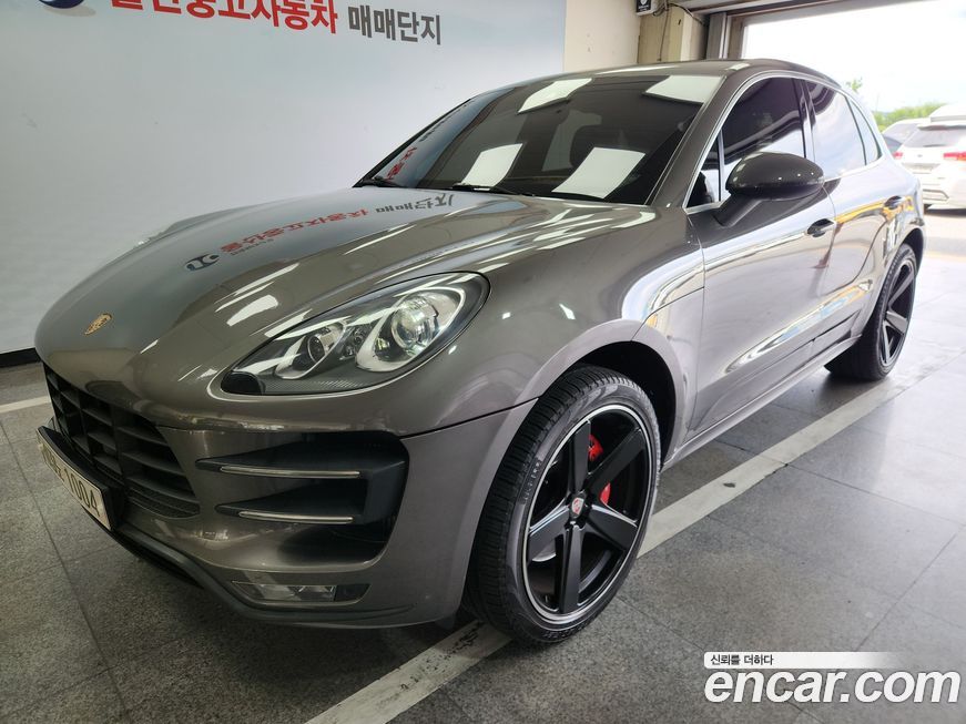 Porsche Macan 2015