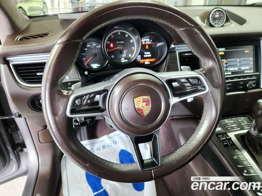 Porsche Macan 2015