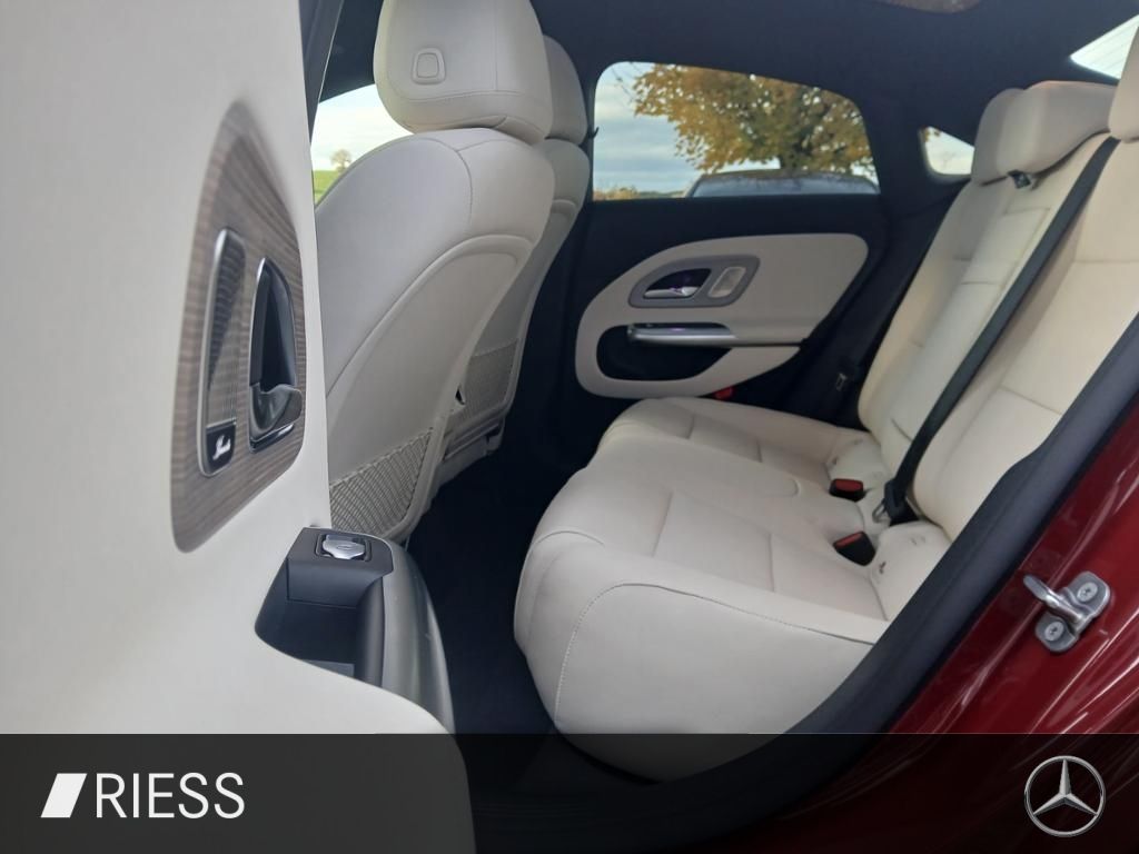 Mercedes-Benz CLA 250 2025