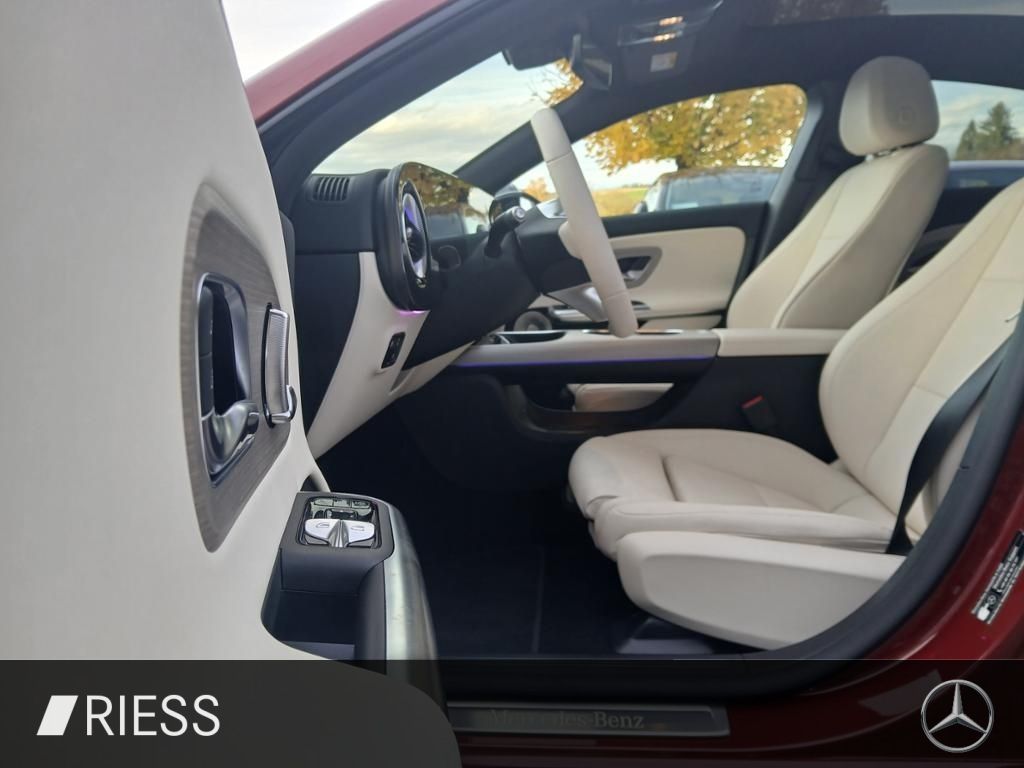 Mercedes-Benz CLA 250 2025