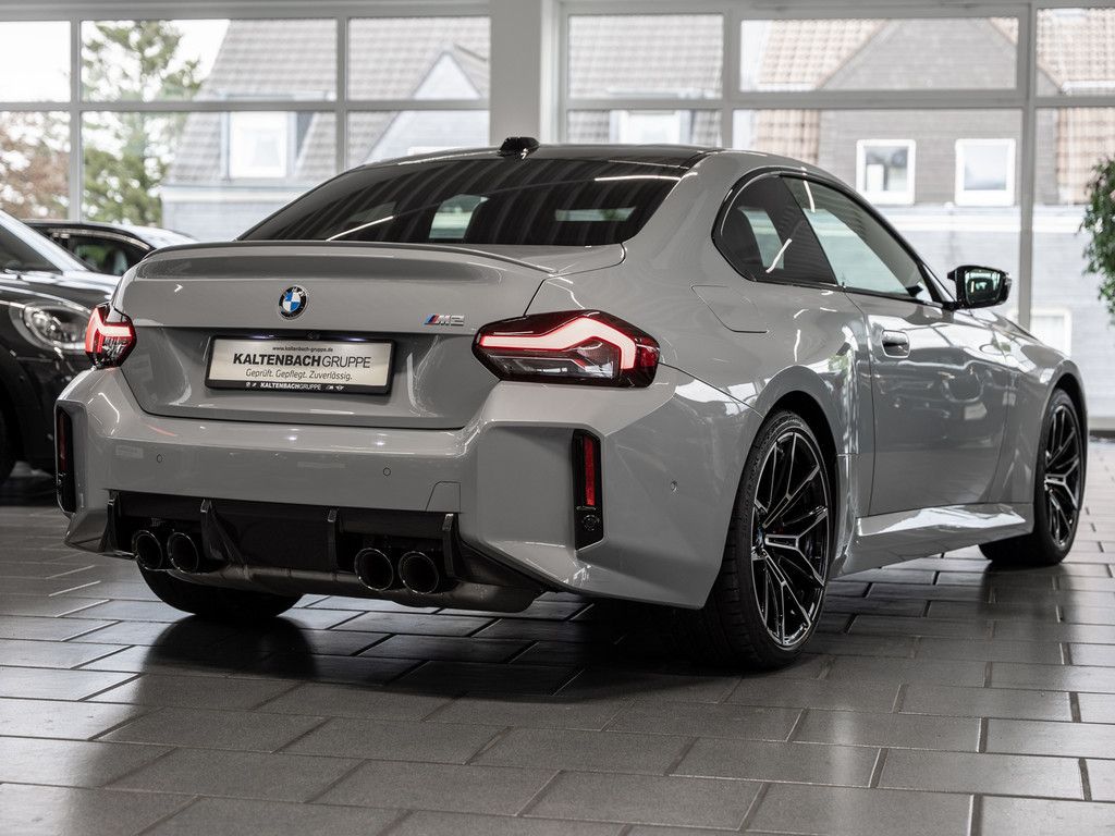 BMW M2 2023