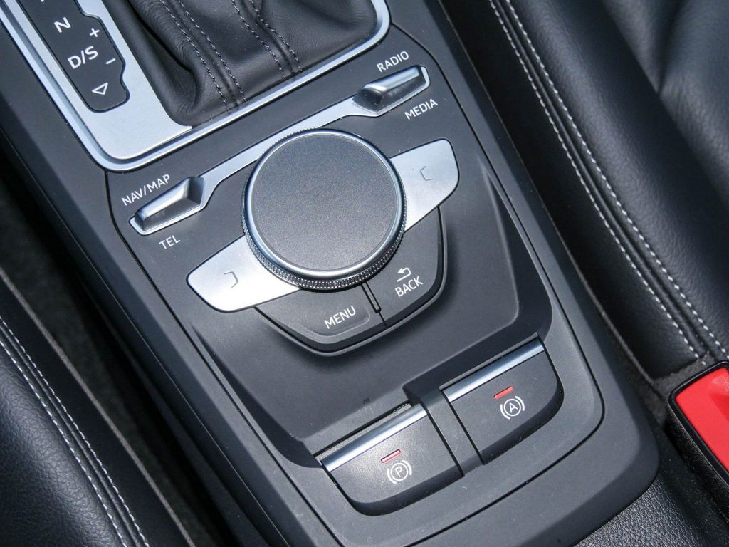 Audi Q2 2024