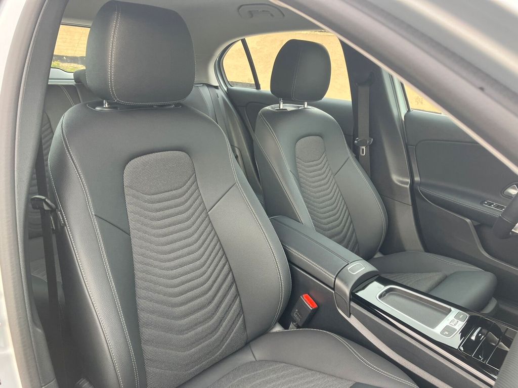 Mercedes-Benz A 250 2024