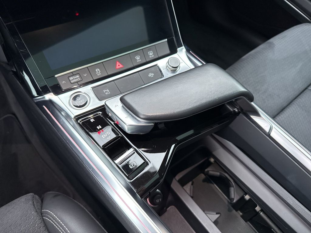 Audi e-tron 2022