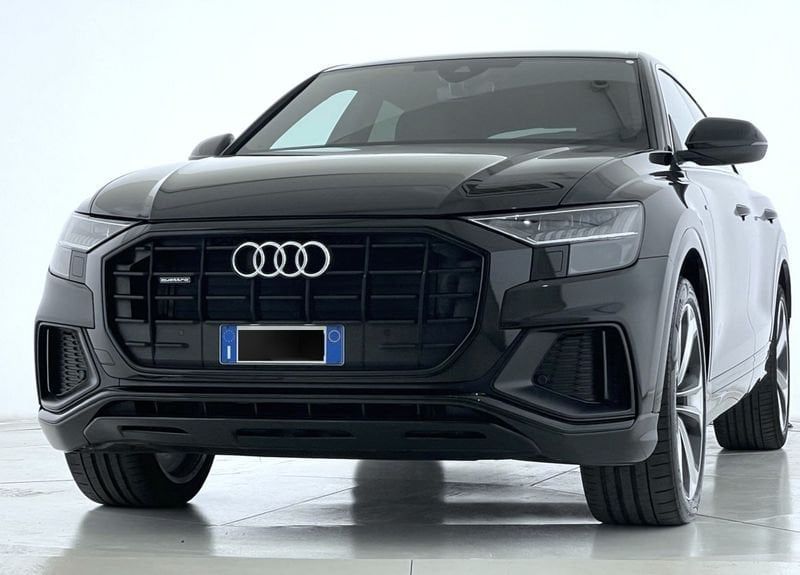 Audi Q8 2023