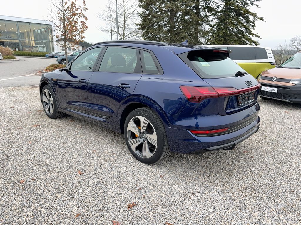 Audi e-tron 2022