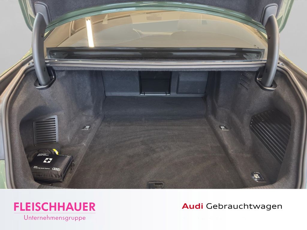 Audi A8 2023