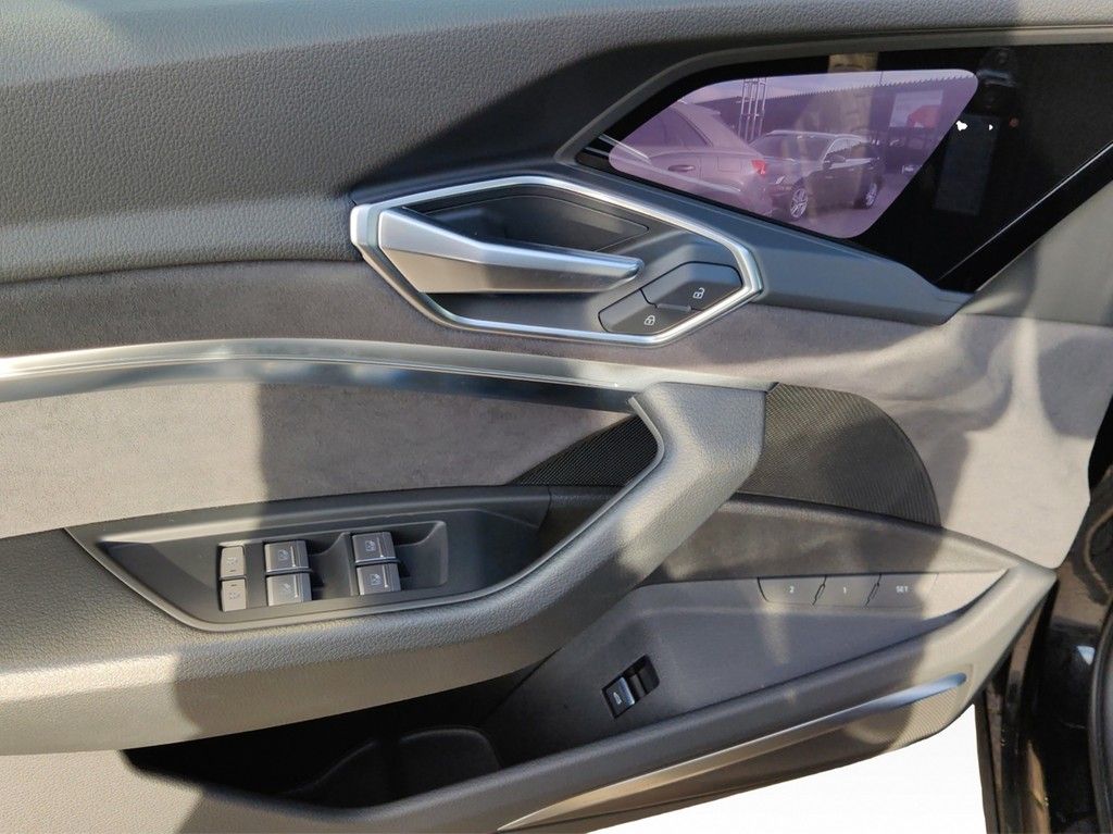 Audi e-tron 2022