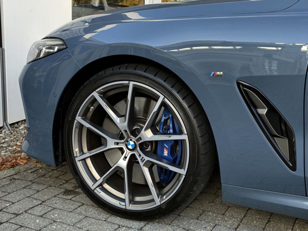 BMW M850 2021
