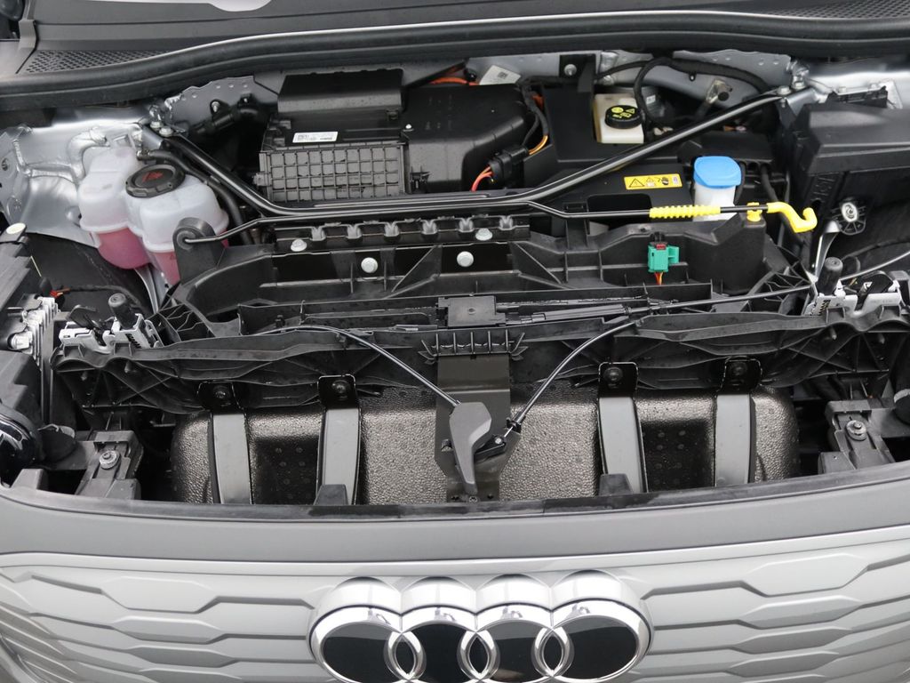 Audi Q4 e-tron 2024