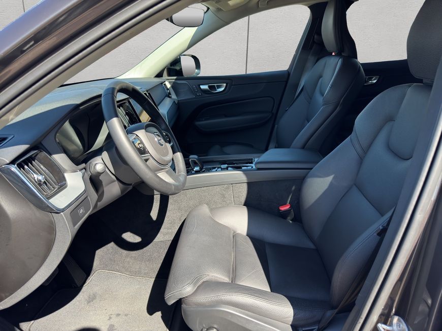 Volvo XC60 2023