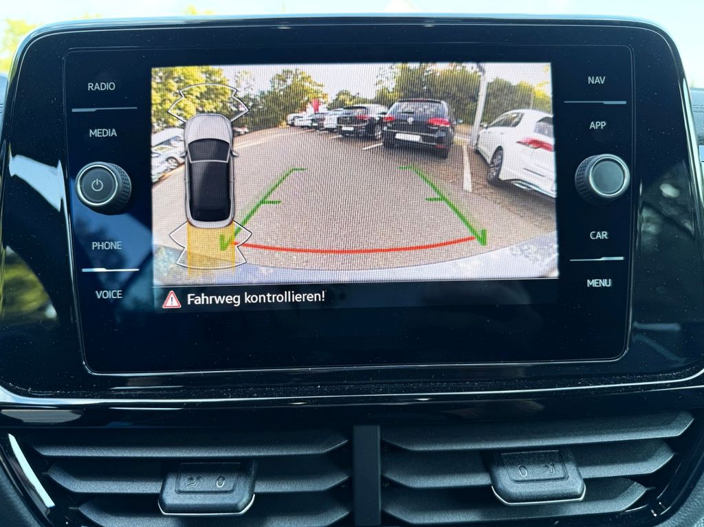 Volkswagen T-Roc 2024