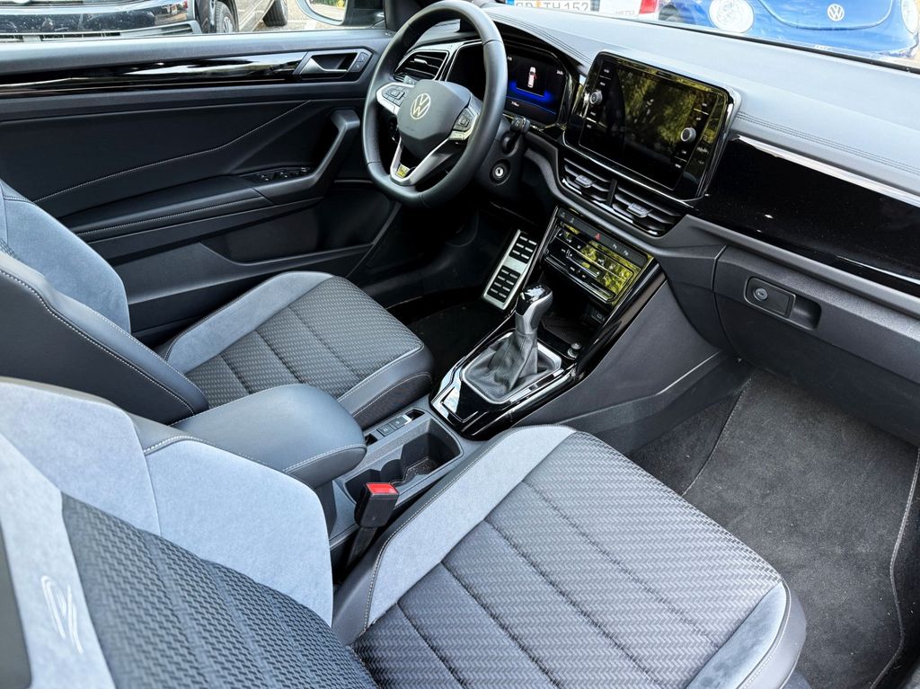 Volkswagen T-Roc 2024