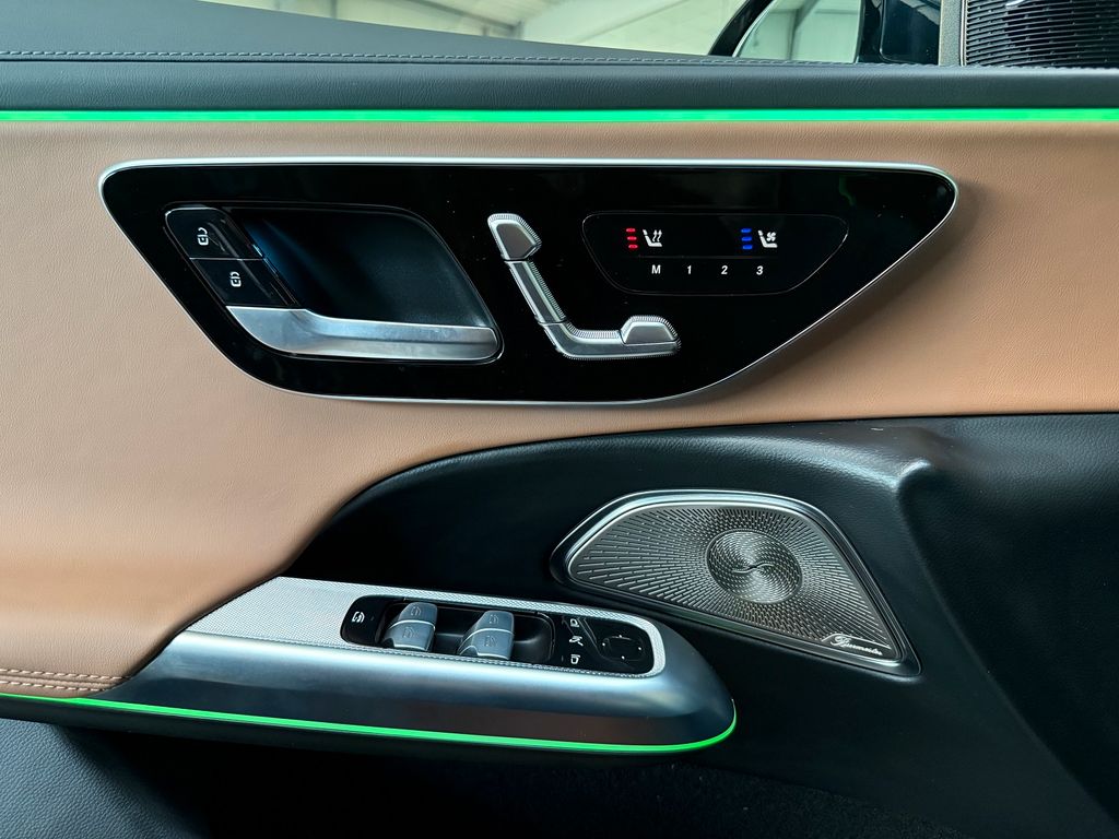 Mercedes-Benz E 300 2023