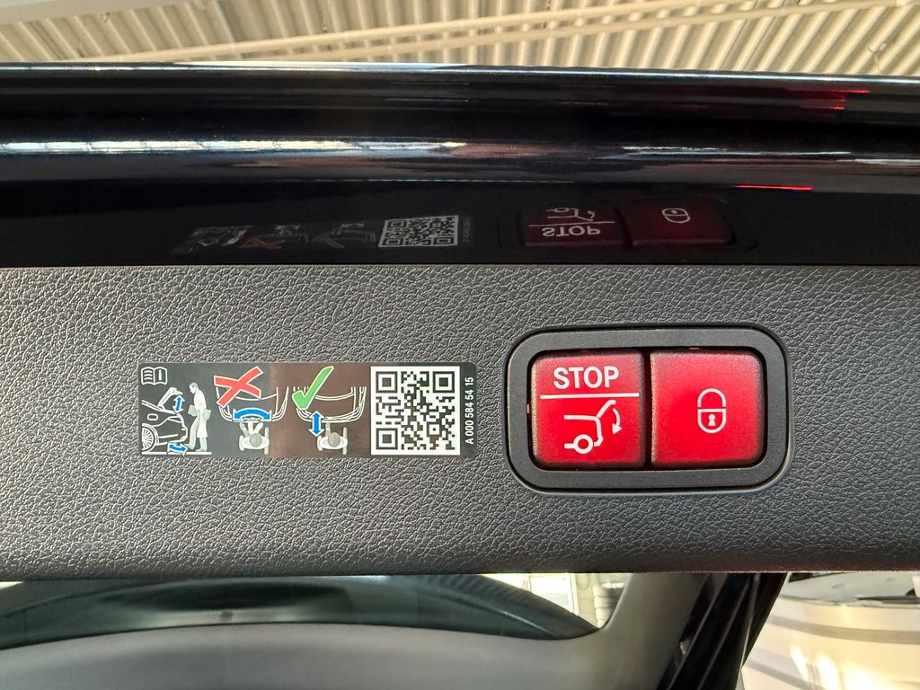 Mercedes-Benz E 300 2023