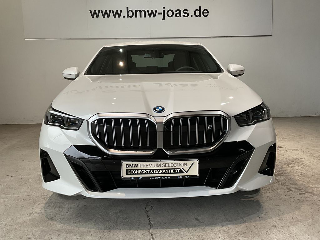 BMW i5 2025