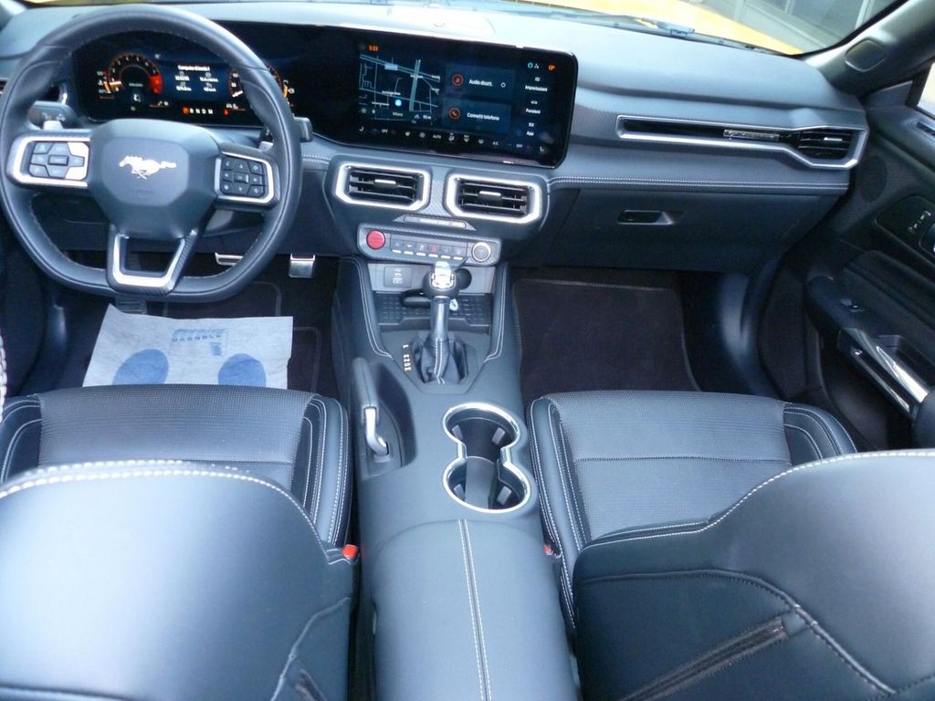 Ford Mustang 2024