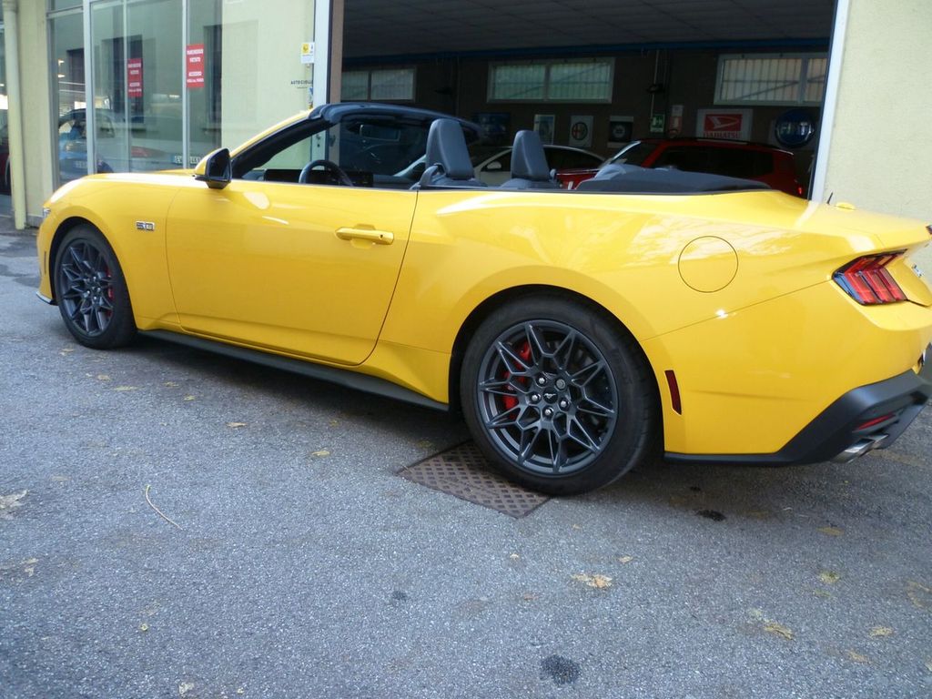 Ford Mustang 2024