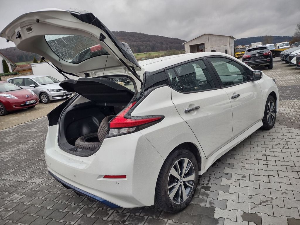 Nissan Leaf 2021